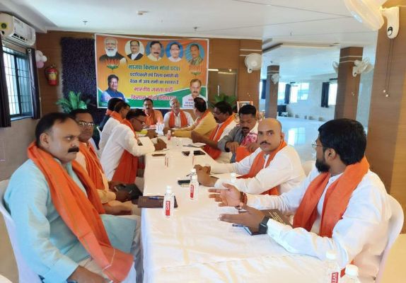 किसान विरोधी रवैया अपना रही है राज्य सरकार-श्याम बिहारी