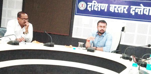 अंतिम व्यक्ति तक पहुंचे लाभ-कलेक्टर