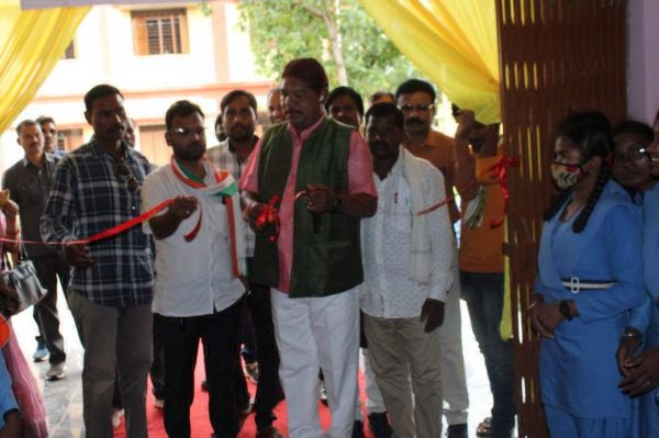 विधायक ने किया पोस्ट मैट्रिक कन्या आश्रम का उद्घाटन