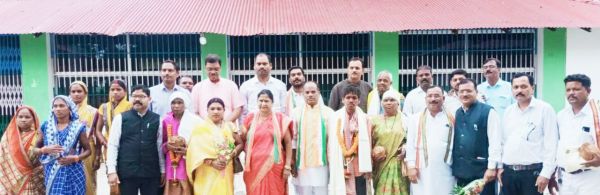 कांग्रेसी विधि विभाग ने नि:शुल्क विधिक शिविर लगाया