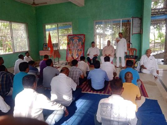 आरएसएस के सदस्यों ने मनाया गुरु पूर्णिमा पर्व