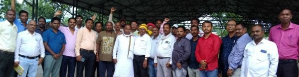 विश्व आदिवासी दिवस मनाने जिलाध्यक्ष ने ली तैयारी बैठक