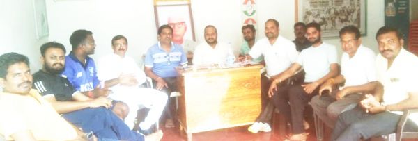 एसडीएम परिसर में सीएम का पुतला दहन, कांग्रेसियों में आक्रोश