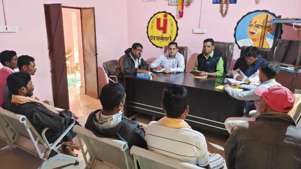 131 पंचायतों में ग्रामीण सचिवालय का आयोजन