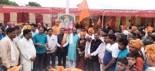 61 फीट ऊंचा भगवा ध्वज का अनावरण
