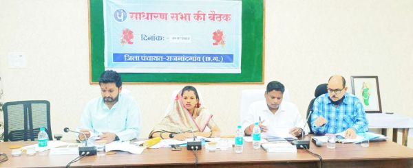 जिले में पर्याप्त खाद की उपलब्धता नहीं- गीता