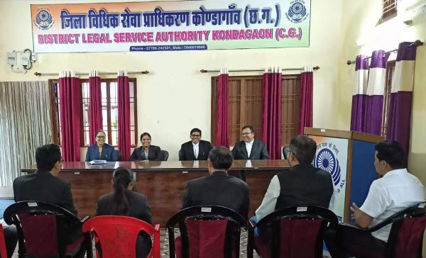 नेशनल लोक अदालत को ले वकीलों की बैठक