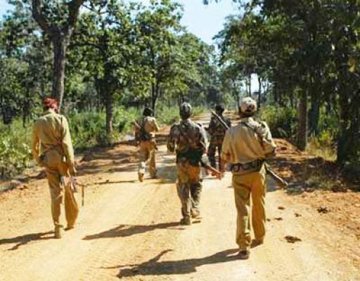 नक्सल मोर्चे में मानपुर पुलिस के हाथ खाली