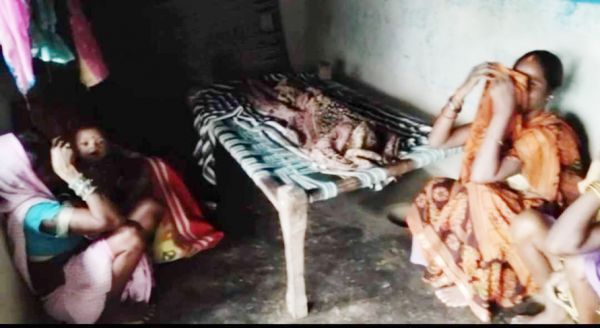 नदी में बाढ़ आ जाने से बही दादी-पोती, दोनों की मौत  