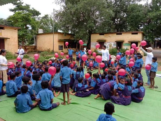 बच्चों के मानसिक स्वास्थ्य को बेहतर व स्वस्थ रखने ध्यान योग समेत कई गतिविधियां