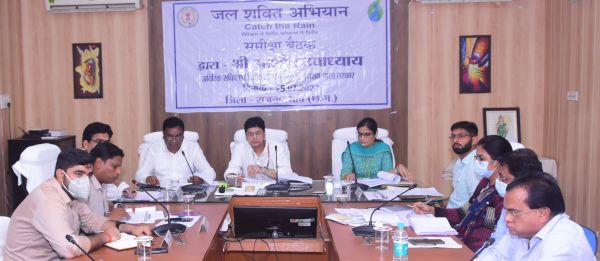 जल संरक्षण पर विशेष ध्यान देते कार्य करने की आवश्यकता - उपाध्याय