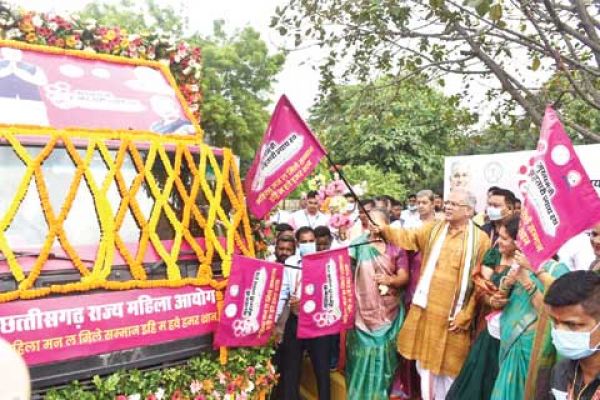 मुख्यमंत्री महतारी न्याय रथ शुरू