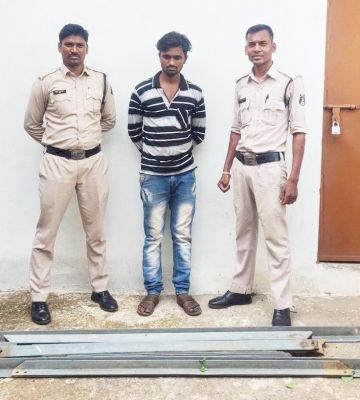 एयरटेल टॉवर का लोहे का एंगल चोरी करने वाला गिरफ्तार