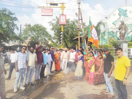 राष्ट्रपति पर दिए बयान का विरोध