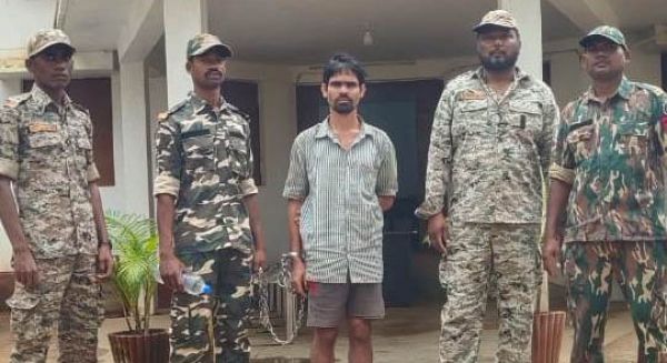 फरार आरोपी गिरफ्तार, जेल दाखिल