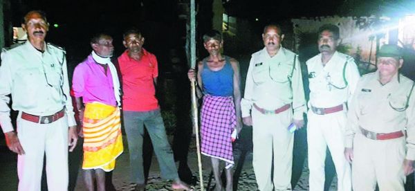 खेत गए किसान को हाथी ने कुचला