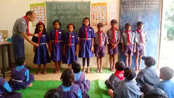 कब- बुलबुल एवं रोवर-रेंजर ने मनाया विश्व स्कार्फ दिवस