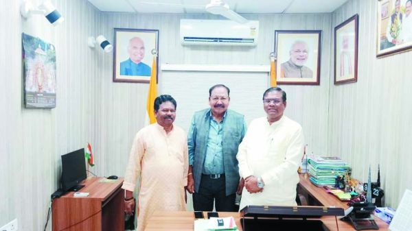 केंद्रीय मंत्रियों से भेंट कर कांकेर सांसद ने बस्तर एवं छत्तीसगढ़ के विकास पर की चर्चा