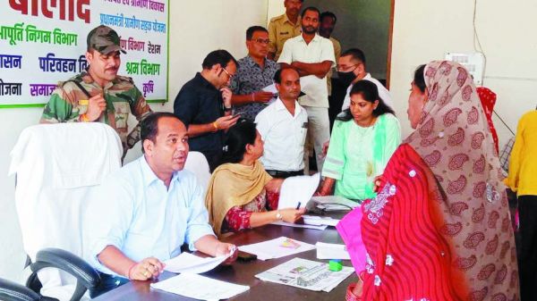 बुजुर्ग महिला को मिला श्रवण यंत्र, बीमार बालिका का होगा इलाज