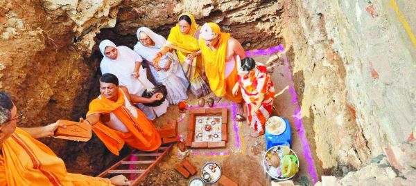श्री दिगंबर जैन मंदिर के नवीन जिनालय का निर्माण शुरू