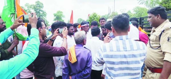 रस्तोगी कॉलेज में फूड प्वाइजनिंग से बालोद की छात्रा की मौत 