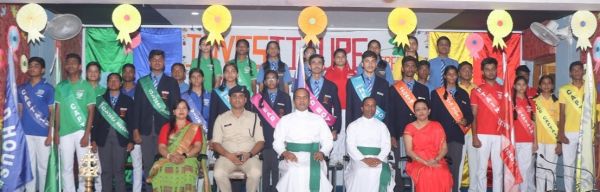 सेंट पैट्रिक्स एकेडमी में छात्र परिषद का शपथ ग्रहण समारोह