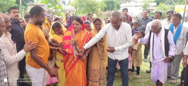 समाज का सामुदायिक और शाला भवन का विधायक ने किया भूमिपूजन