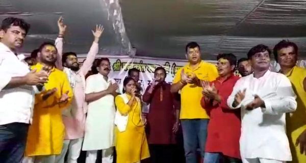 श्रावण महोत्सव में शामिल हुए सांसद व तेलघानी विकास बोर्ड अध्यक्ष