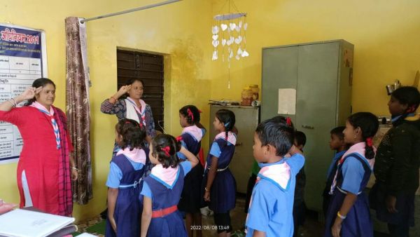 संस्कृत भाषा हमारे देश की समृद्ध संस्कृति को दर्शाता है