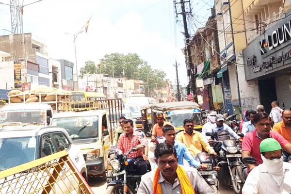 शहर की बदहाल ट्रैफिक ने 7 महीने में ली 65 लोगों की जान