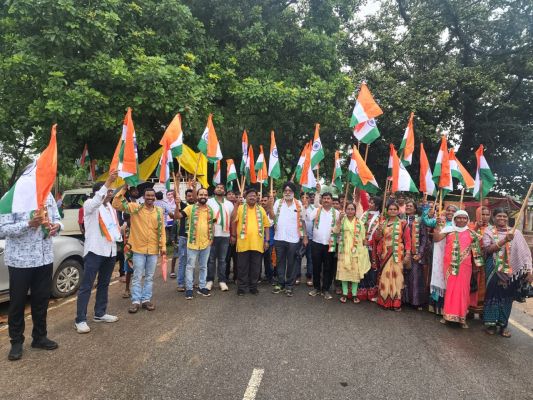 संसदीय सचिव के नेतृत्व में निकला तिरंगा रैली