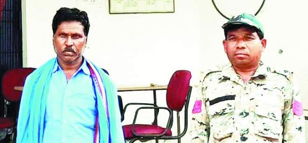 युवक से लूट मामले में एक पुरूष, 2 महिला गिरफ्तार, एक फरार