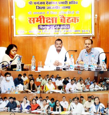 शासन की योजनाओं का लाभ पात्र हितग्राहियों को मिले,यह सुनिश्चित की जाए- प्रभारी सचिव