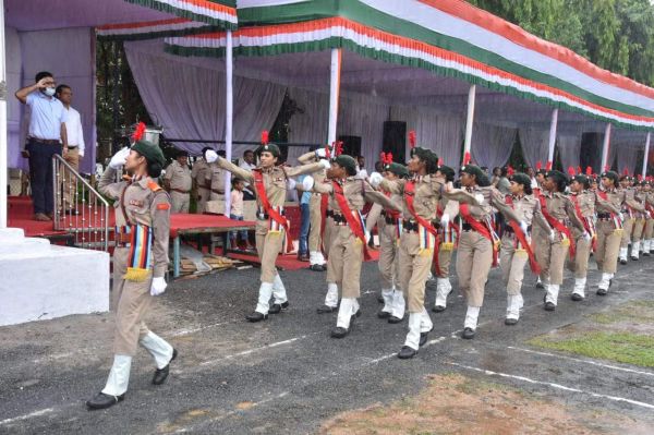जिला स्तरीय स्वतंत्रता दिवस समारोह का अंतिम अभ्यास