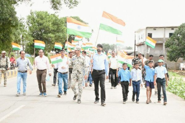 तिरंगा रैली : हर घर तिरंगा के नारों से गूंजा बीजापुर