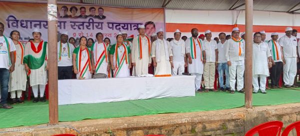 75 किमी की आजादी गौरव पदयात्रा का श्यामपुर में समापन