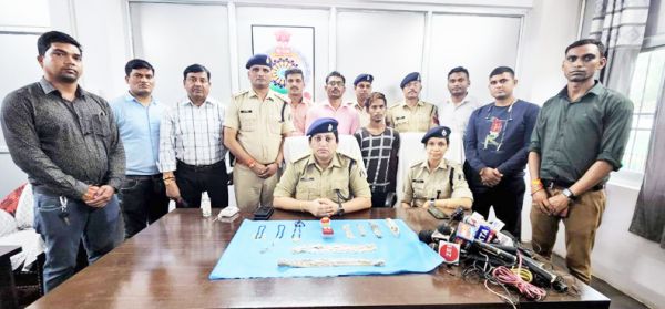 रक्षाबंधन का खर्चा निकालने वृद्धा की हत्या कर चुराए 90 हजार, 