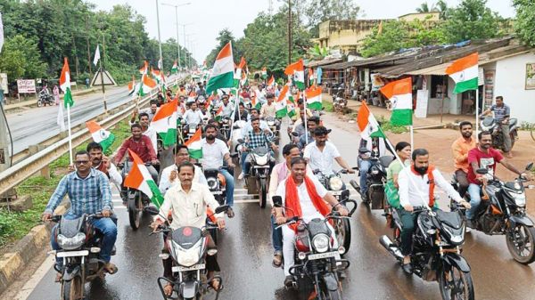 हर्षोल्लास के साथ देश मना रहा अमृत महोत्सव, भाजपा का हर घर तिरंगा अभियान, निकाली रैली