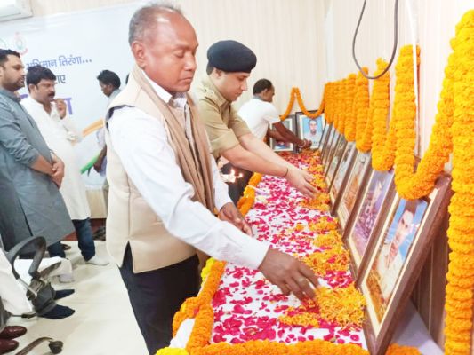 हमर तिरंगा अभियान में शहीदों के परिवारों का सम्मान