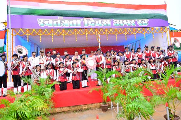 सेंट जेवियर उच्चतर माध्यमिक स्कूल के बच्चों की बैंड   ने दी शानदार प्रस्तुति