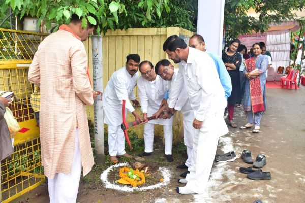 6 लाख की लागत से अमृत द्वार का होगा निर्माण