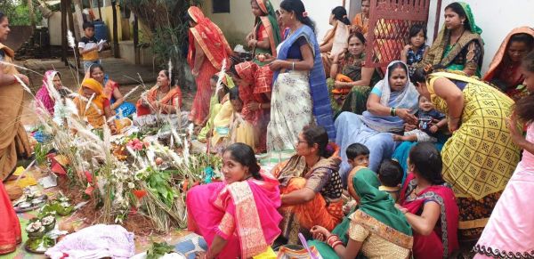 संतान की दीर्घायु के लिए माताओं ने रखा हलषष्ठी का व्रत