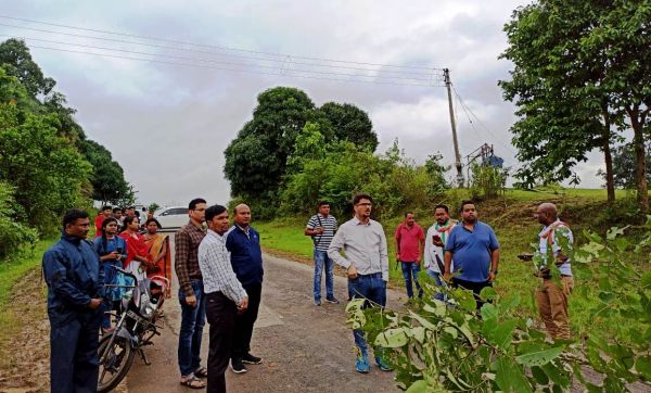 कलेक्टर ने माकड़ी के बाढ़ से प्रभावित क्षेत्रों का किया निरीक्षण