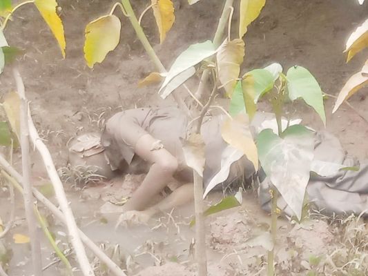 अवैध संबंध: हत्या कर उफनती नदी में फेंका शव, माह भर बाद आरोपी गिरफ्तार