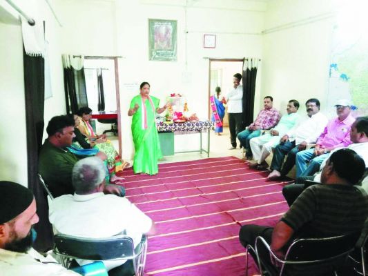 कांग्रेसियों ने राजीव को किया नमन 