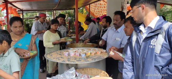 हनुमान टेकरी मंदिर का स्थापना दिवस विशेष पूजा-अर्चना, महाभंडारा