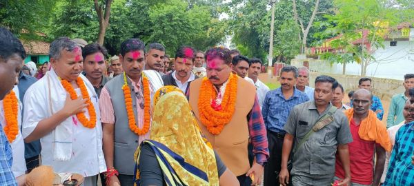 ग्राम पलना में विधायक के हाथों हुआ नल जल योजना का भूमि पूजन