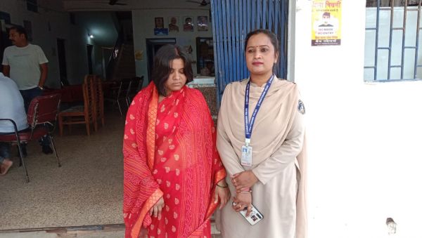 तकिया दबाकर पति की हत्या