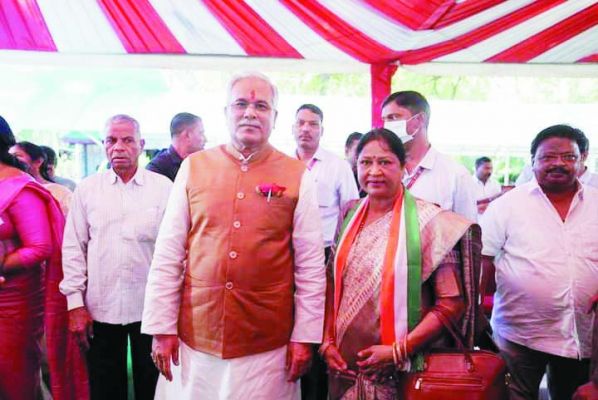 सीएम को जन्मदिन की बधाई देने पहुंचीं सिहावा विधायक