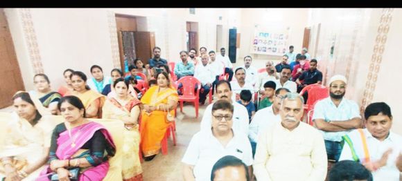 लायंस क्लब गोल्ड के कैजार अली व पदाधिकारियों ने ली शपथ